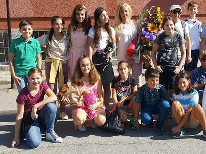 Защо цял клас напусна училище заради една учителка