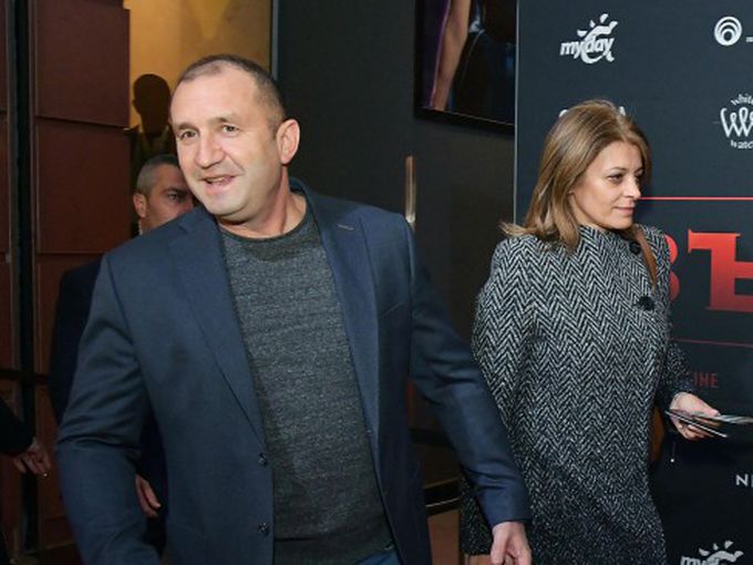 Президентът Румен Радев и съпругата му на обиколка в Петра (Снимки)