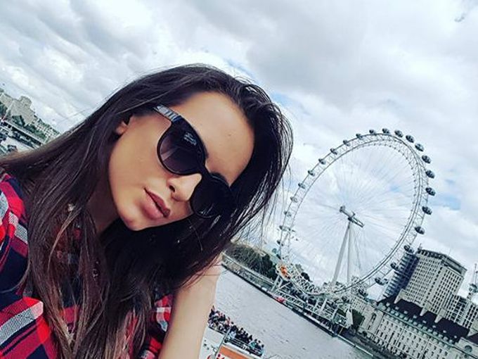 Вижте коя сексапилна дама стана талисман на художествената гимнастика