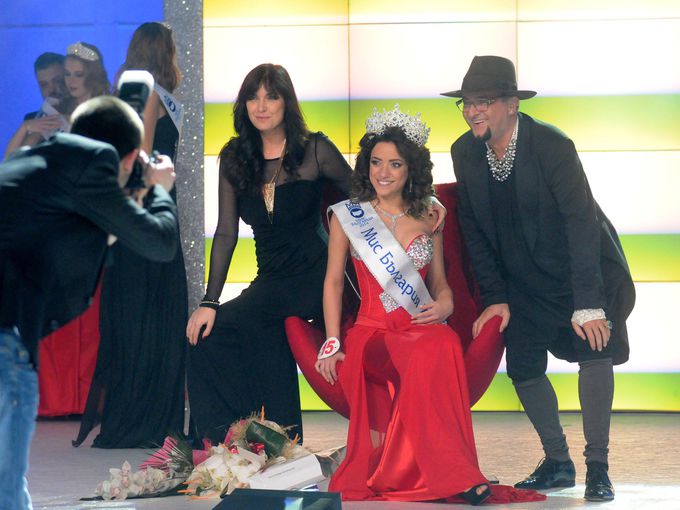 Мис България 2014 призна, че има силикон