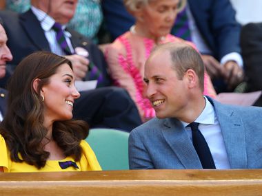 Уилям къса с Кейт по телефона