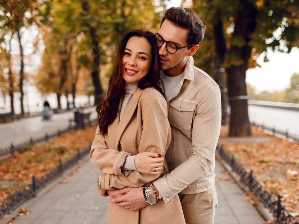   Любов и още нещо на 22 септември