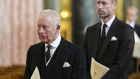 Крал Чарлз III реши да лиши принц Андрю от кралските