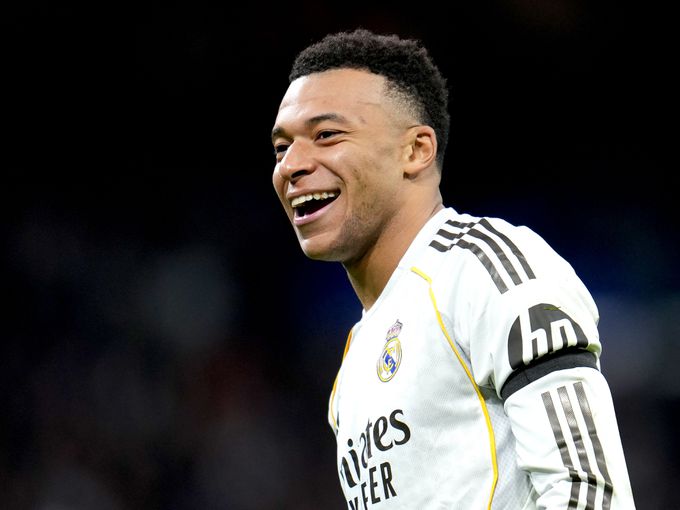 Мбапе взриви мрежата с ново скъпо удоволствие: Плаща луди пари за частен самолет