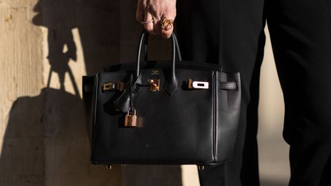 Около марката Hermès се разразява нов скандал Както съобщава Daily