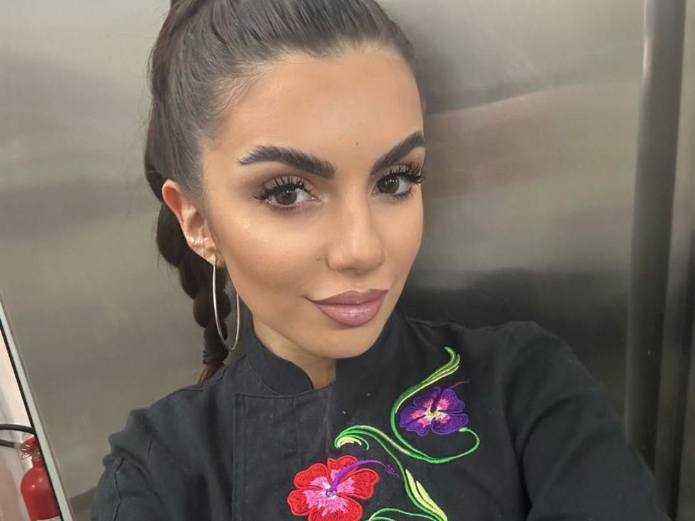 Цвети от "Хелс Китчън" разпали мрежата с провокативни кадри