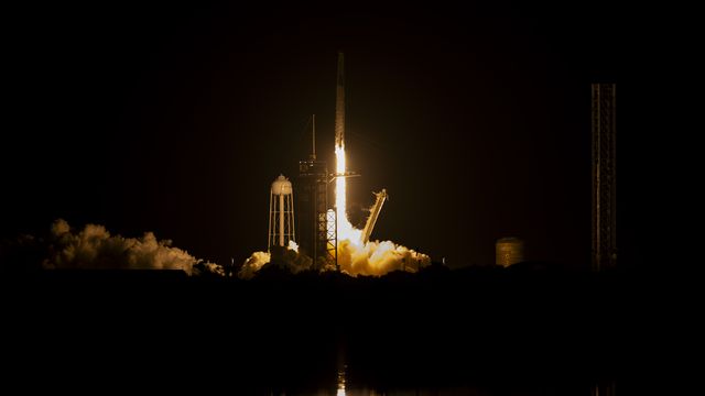 Изстрелване на Space X