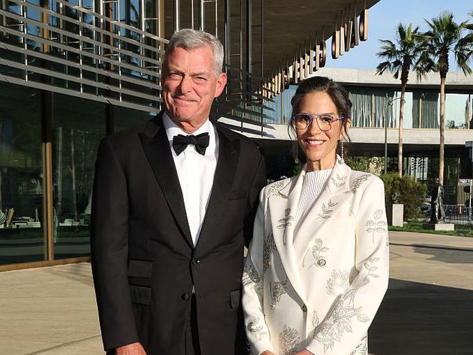 Най-богатата актриса в света заблестя на червения килим (Снимки)