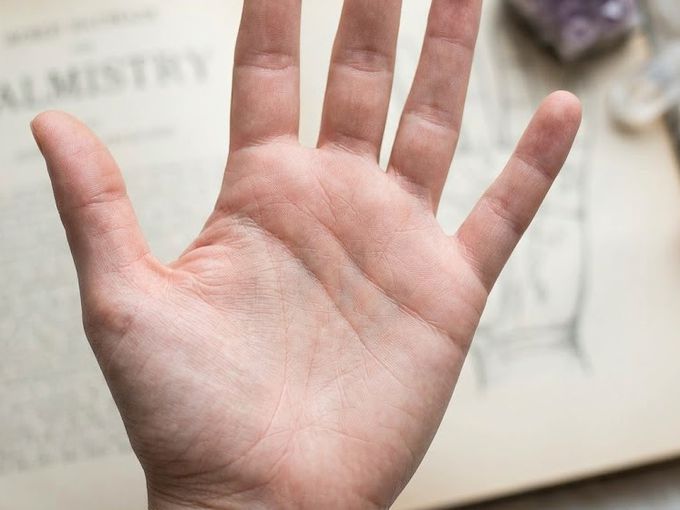 Дланта казва всичко: знаци в хиромантията за алкохолизъм