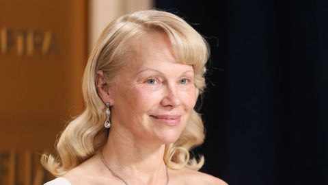 В интервю за списание Harper’s Bazaar UK 57 годишната Памела Андерсън