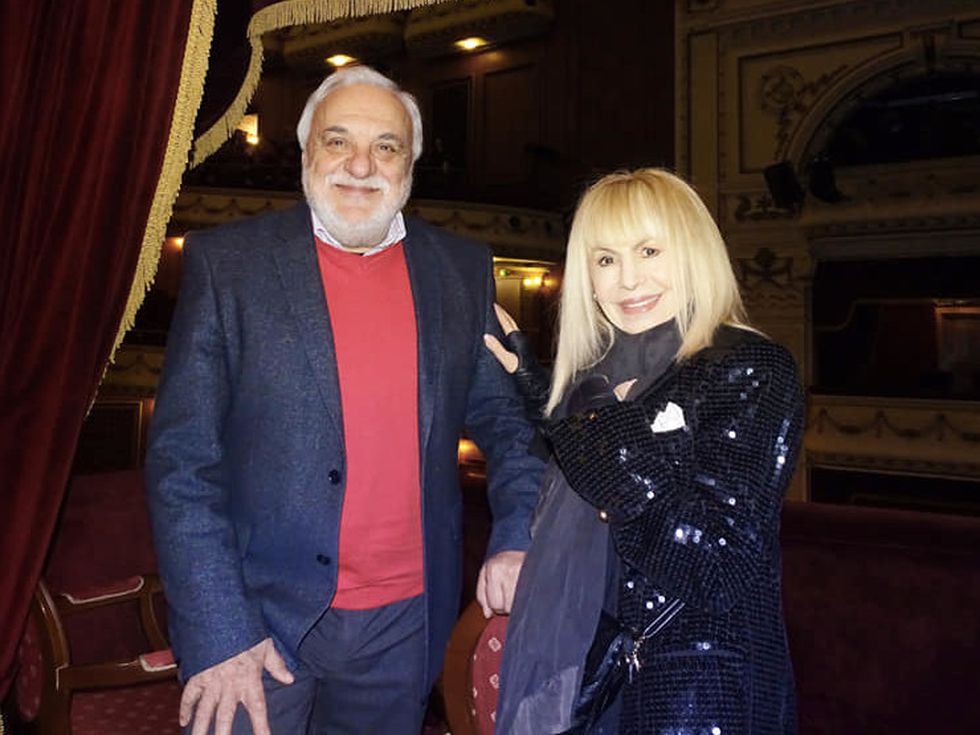 Спектакълът "Клетниците" развълнува Лили Иванова!