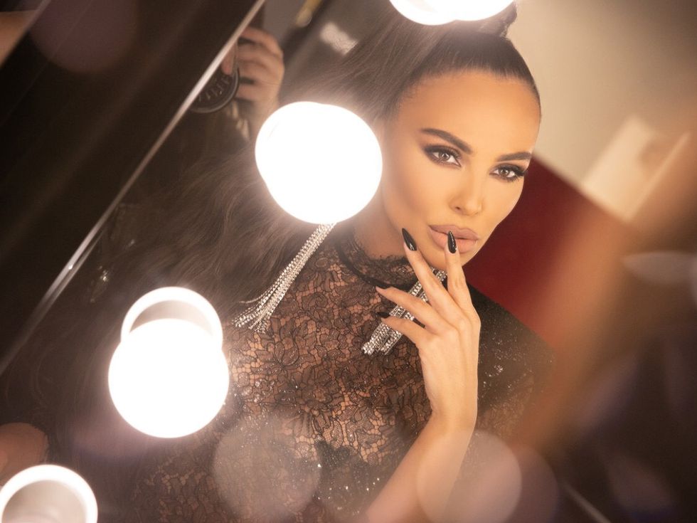 Николета Лозанова трансформира Мирон от Фермата във VIP