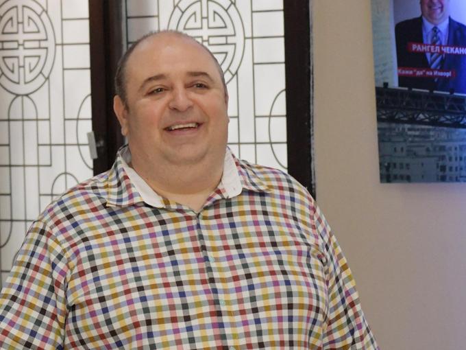 Любо Нейков на 48: Аз съм привърженик на брака, защото носи очарование