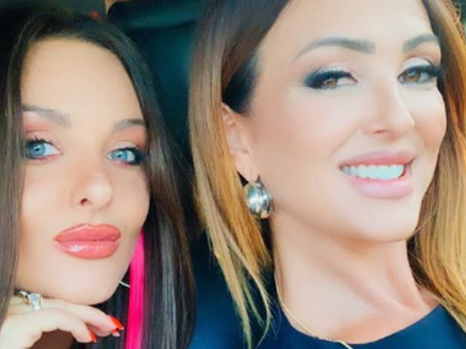 Дъщерята на Глория с пищен рожден ден в Гърция