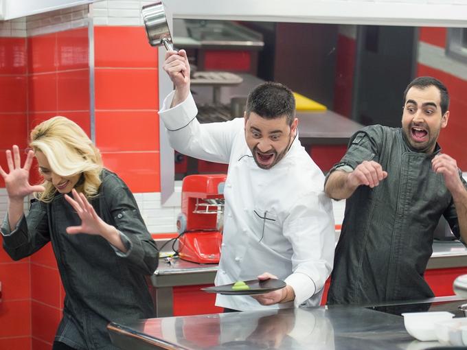 Кой изяжда изхвърлената храна в Hell’s Kitchen?