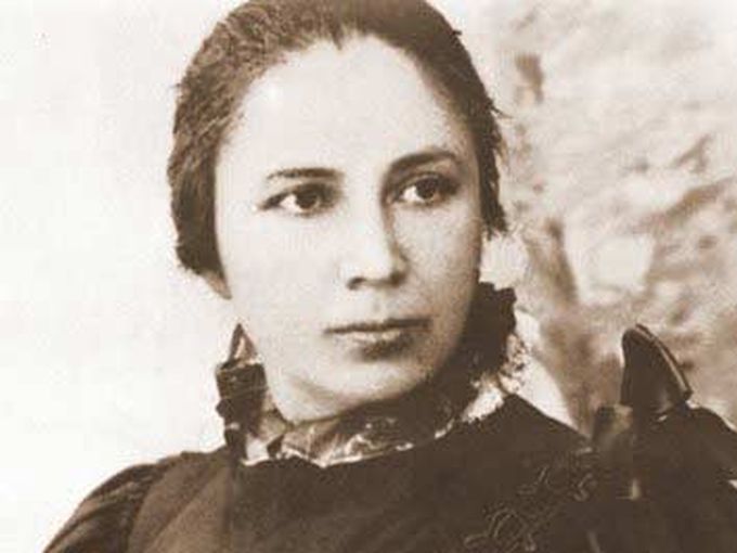 Екатерина Каравелова овдовява на 43, но остава вярна на мъжа си до гроб