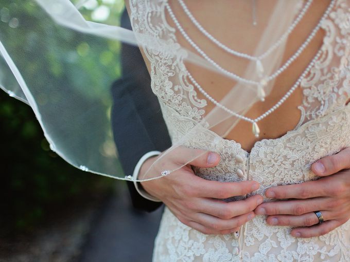 Младоженец е в шок, след като разбра, че невестата му е... мъж