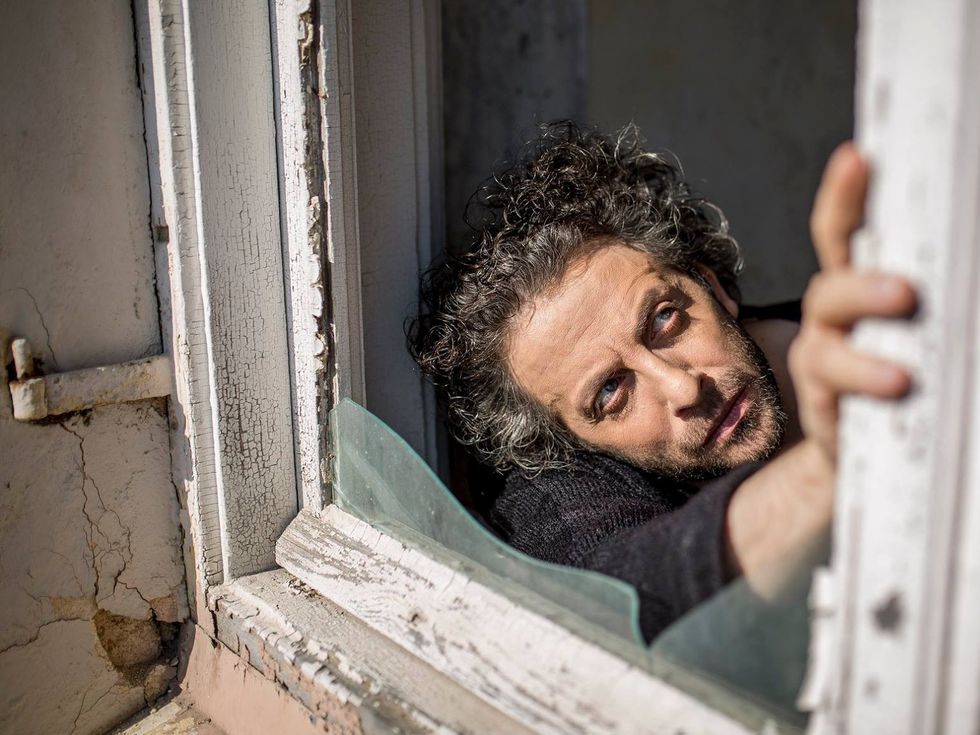 Мариус Куркински на 56: 5 знакови цитата за живота, театъра и любовта