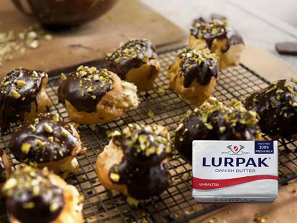 Вкусно изкушение за празниците: Профитероли с шоколад и портокал