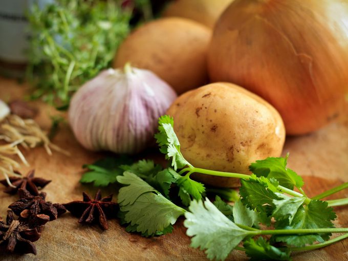 Консумацията на чесън и лук пази от тази страшна болест!