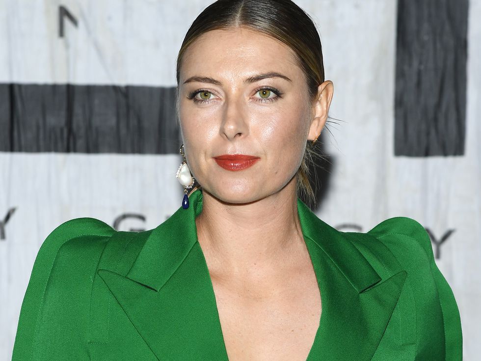 Шарапова и приятелят ѝ са най-красивата звездна двойка в Париж