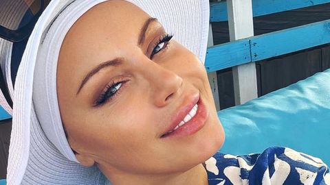 Камелия отново успя да прикове вниманието но този път не