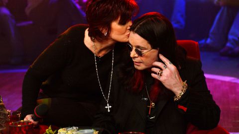 Ози Озбърн който почина на 22 юли и Шарън Озбърн