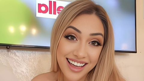 Певицата Роксана сподели емоционален пост в социалните мрежи разкривайки дълбокото