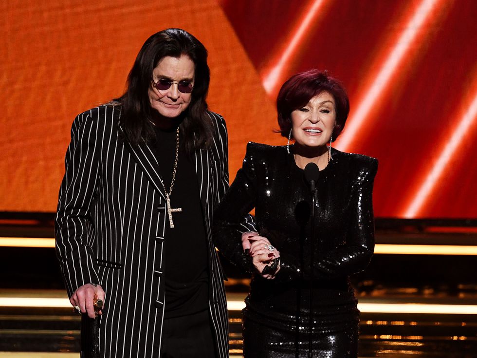 „Тайната дъщеря“ на Ози Озбърн изпраща коса, кръв и нокти на вдовицата му Шарън с молба за ДНК тест