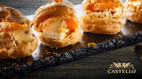 Необходими продукти За тестото3 яйца100 г масло100 г обикновено брашно1