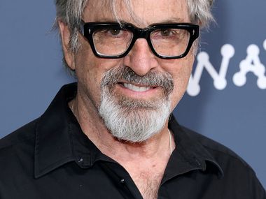 Почина актьорът Робърт Карадайн, познат от „Лизи Макгуайър“