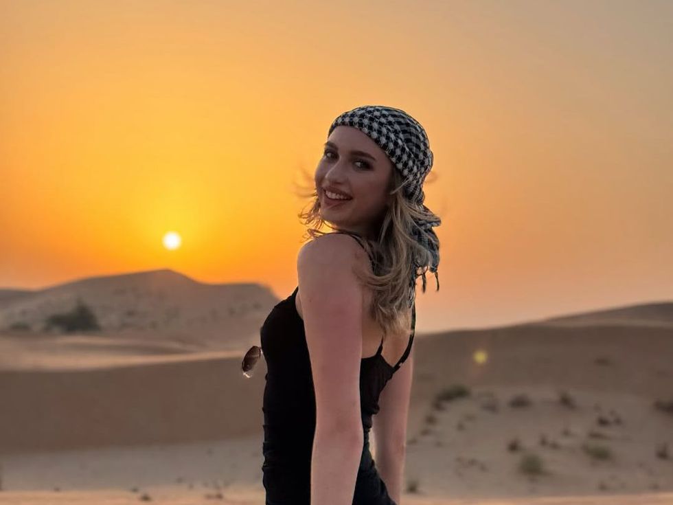 От леда до модния Олимп: Александра Фейгин в италианския Vogue