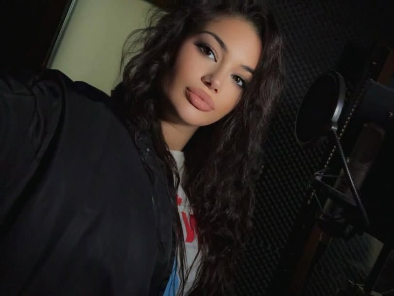 Преслава и племенницата ѝ Виктория са новият музикален тандем на фолксцената