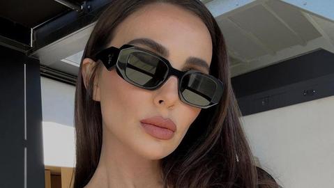 Популярната моделка Николета Лозанова планира да напусне страната за по дълъг