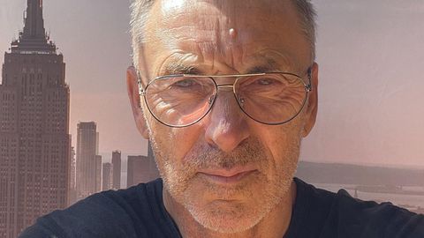 Потънала в скръб съпругата на журналиста Асен Григоров Сибина