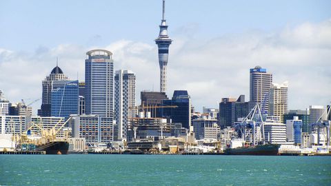 Животът не е само градене на кариера и в днешно