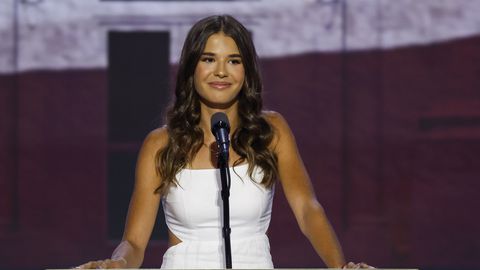 18 годишната Кай Тръмп внучка на американския президент Доналд Тръмп изненада