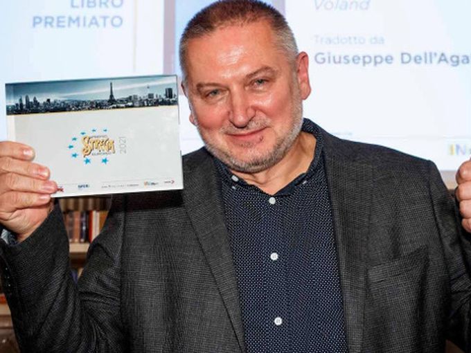 Гордостта на България днес: Георги Господинов взе най-престижната награда в Италия