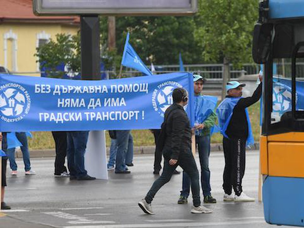 Винаги е лично - как една транспортна компания блокира София, а ние блеем