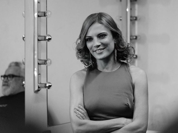 Теодора Духовникова взриви мрежата с гола снимка от ваната