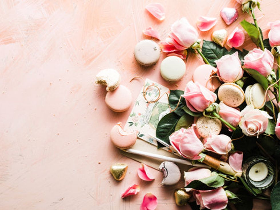 Скъпи мъже, ето колко ще ви струва Свети Валентин тази година