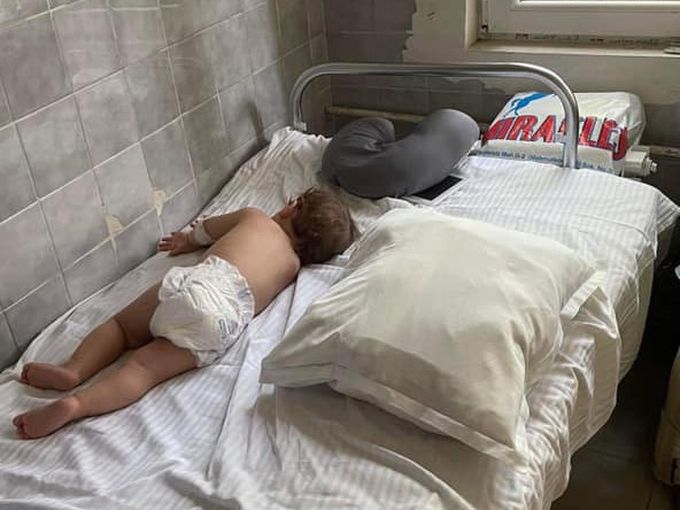 Ад в болниците: Докога децата ни ще се лекуват в шокиращи условия? Къде потъват парите за здравеопазване?!