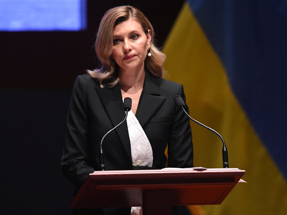 Ани Лейбовиц снима Олена Зеленска за Vogue: зелените очи на украинската сила в едно специално интервю