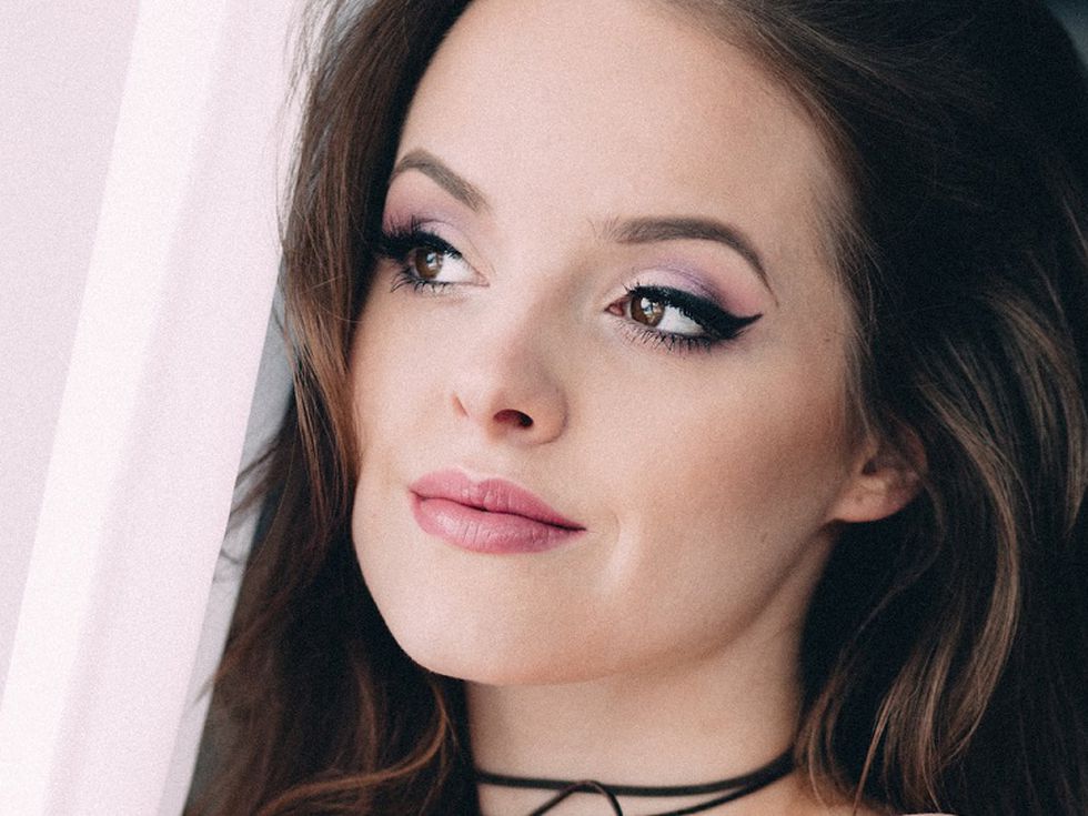 Раци, нови лица влизат в живота ви. Везни, избягвайте поемането на рискове