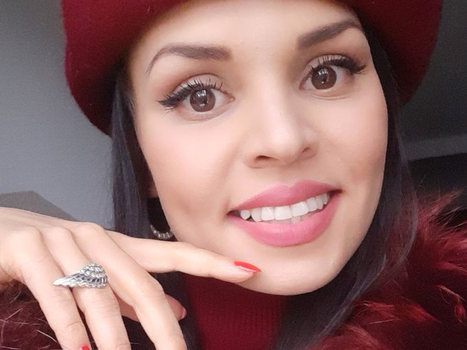 Певицата Цвети Радойчева: Обичам България и искам да живея тук, затова гласувах!