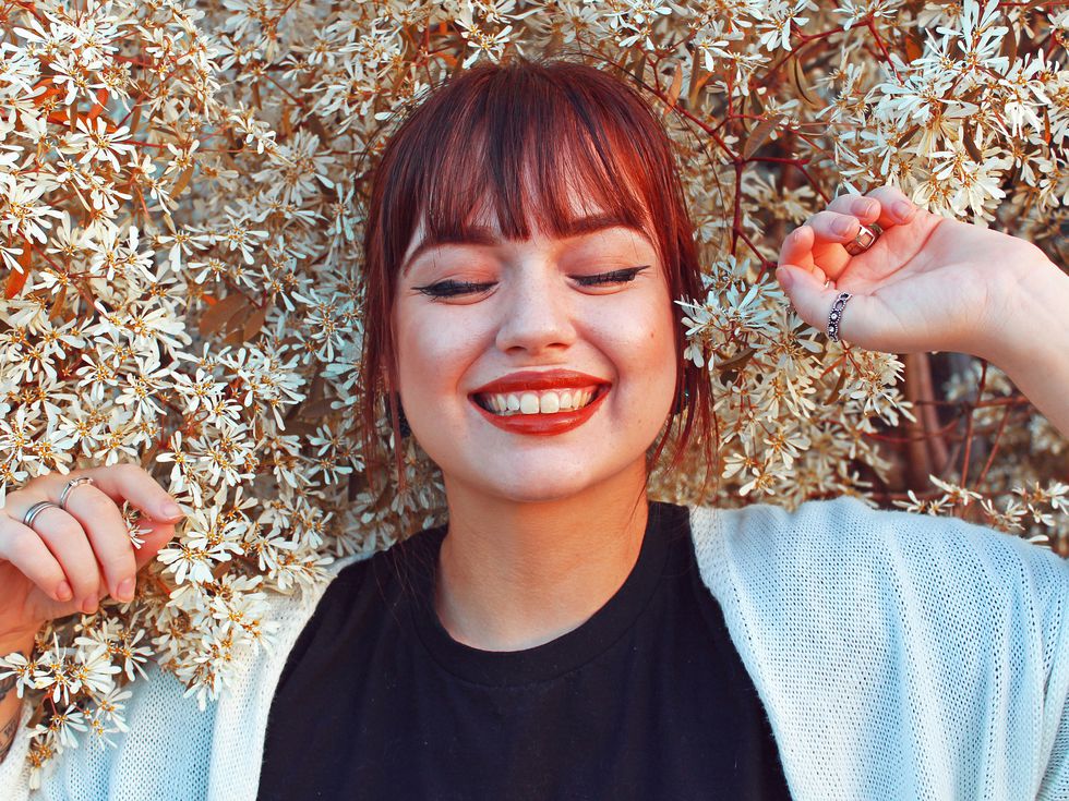 Скъпи Везни, април ви носи творчески заряд и вълнуваща любов!