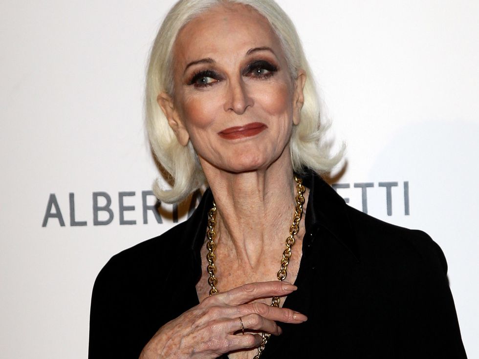 Модел и на 89 г.? Вижте как красивата Кармен Дел'Орефис е спряла времето!