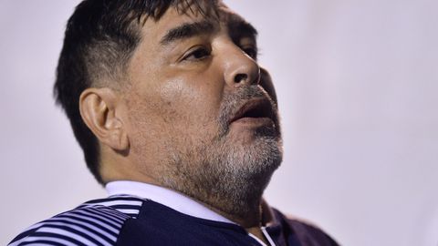 На днешния ден преди 5 години си отиде Диего Марадона