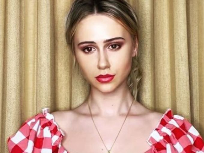 Еха! Мария Бакалова влиза във форма със специална програма