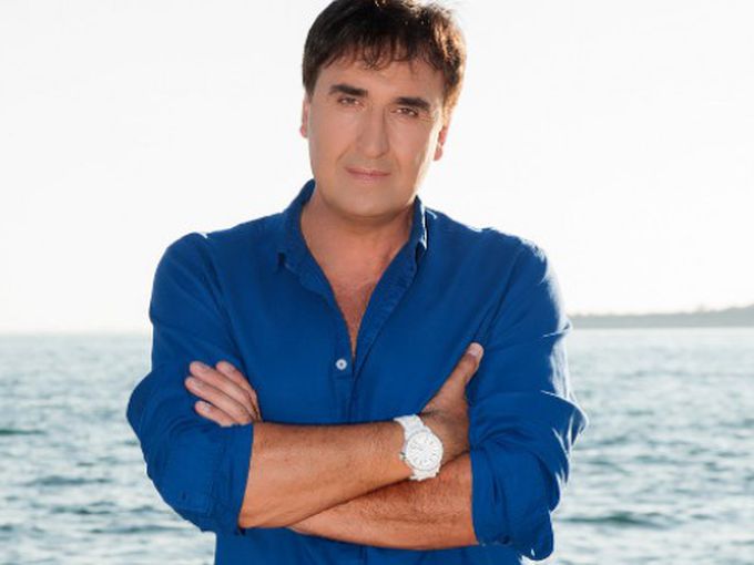 Веселин Маринов пил бензин от любов